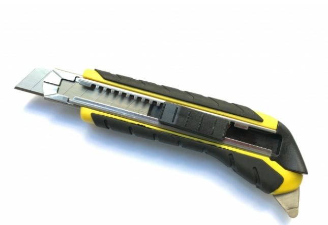 Snap off utility knife z